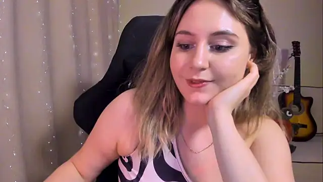 Snapshot of Diana_Flower chatting on 02/23/25, 03:40 Diana Flower online show from 02/23/25, 03:40