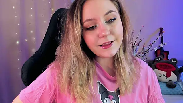 Snapshot of Diana_Flower chatting on 02/28/25, 09:25 Diana Flower online show from 02/28/25, 09:25