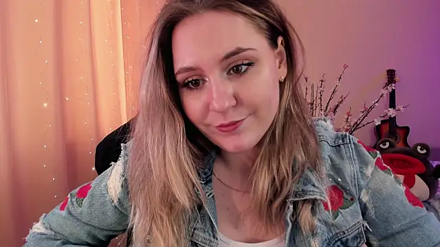 Snapshot of Diana_Flower chatting on 02/28/25, 12:42 Diana Flower online show from 02/28/25, 12:42