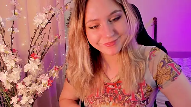 Snapshot of Diana_Flower chatting on 03/20/25, 09:59 Diana Flower online show from 03/20/25, 09:59