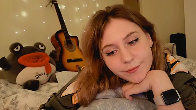 Snapshot of Diana_Flower chatting on 09/21/25, 01:24 Diana Flower online show from 09/21/25, 01:24