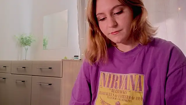 Snapshot of Diana_Flower chatting on 09/26/25, 09:24 Diana Flower online show from 09/26/25, 09:24