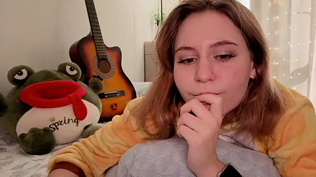 Snapshot of Diana_Flower chatting on 10/01/25, 09:48 Diana Flower online show from 10/01/25, 09:48