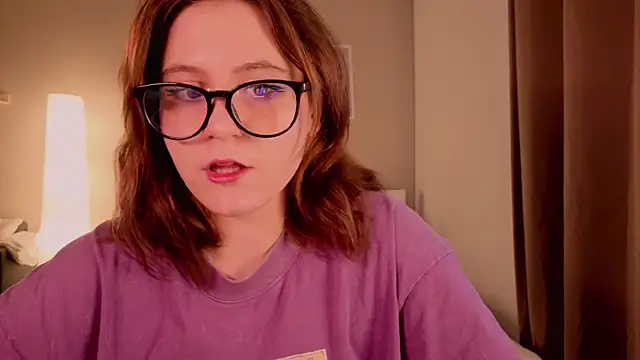 Snapshot of Diana_Flower chatting on 11/29/25, 03:42 Diana Flower online show from 11/29/25, 03:42