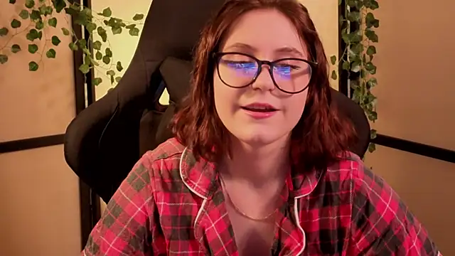 Snapshot of Diana_Flower chatting on 01/17/26, 11:37 Diana Flower online show from 01/17/26, 11:37