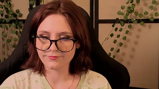 Snapshot of Diana_Flower chatting on 02/05/26, 10:42 Diana Flower online show from 02/05/26, 10:42