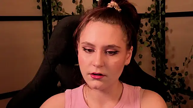 Snapshot of Diana_Flower chatting on 02/19/26, 10:00 Diana Flower online show from 02/19/26, 10:00