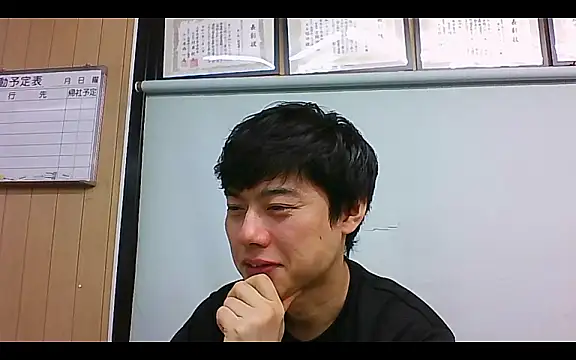 whitebriefboy online show from 10/01/25, 12:22