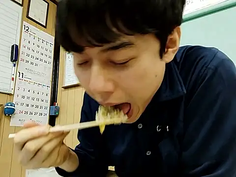 whitebriefboy online show from 11/09/25, 02:48