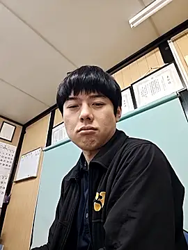 Snapshot of whitebriefboy chatting on 04/30/26, 03:18 whitebriefboy online show from 04/30/26, 03:18