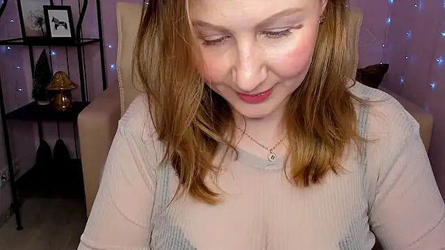 Snapshot of Helens_love chatting on 01/26/25, 02:03 Helens love online show from 01/26/25, 02:03