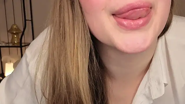 Helens love online show from 03/03/26, 07:58