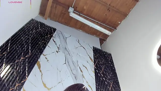 ebony hot1 online show from 02/18/26, 01:40