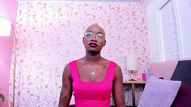 amber-hill online show from 01/16/26, 07:07