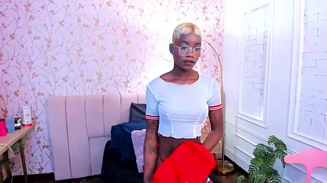 amber-hill online show from 02/10/26, 07:07