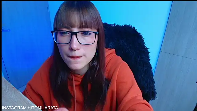 Snapshot of hitomi_arata chatting on 05/07/26, 06:35 hitomi arata online show from 05/07/26, 06:35