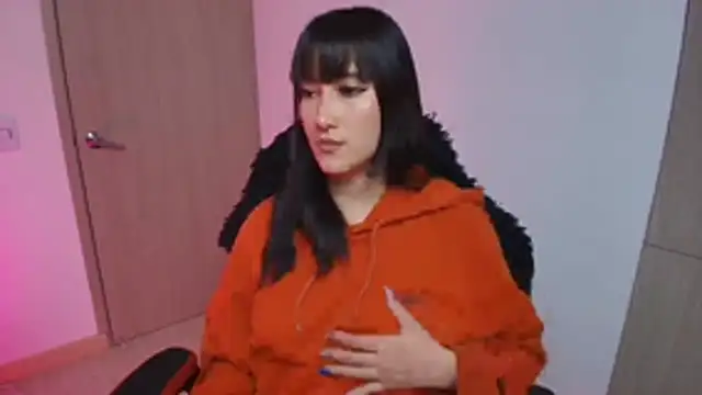 Snapshot of hitomi_arata chatting on 07/02/26, 10:27 hitomi arata online show from 07/02/26, 10:27
