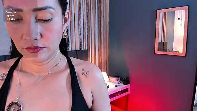 Janne lee online show from 11/06/25, 07:59