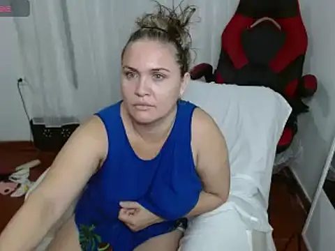 helenca43 online show from 03/21/25, 11:12