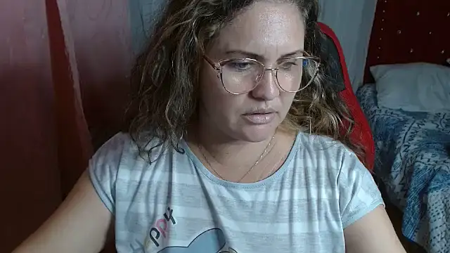 helenca43 online show from 09/25/25, 11:19