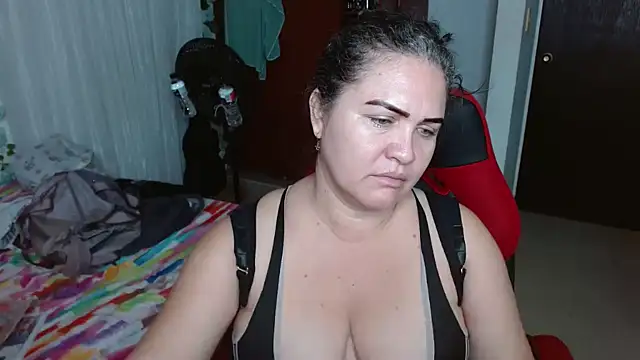 helenca43 online show from 02/25/26, 10:14