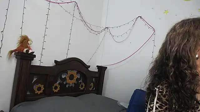 DominaLeona online show from 03/09/25, 01:14