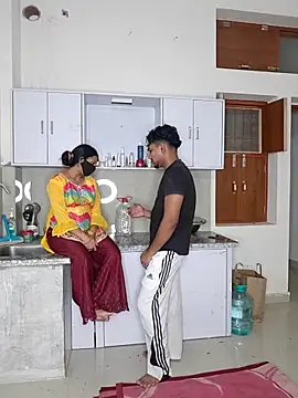 riya190 online show from 04/16/26, 05:03