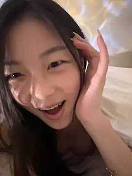 Sweet-Angel999 online show from 12/23/24, 09:29