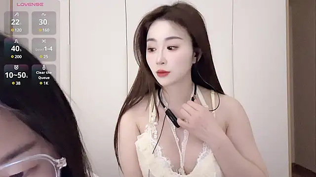 Sweet-Angel999 online show from 02/05/25, 03:31