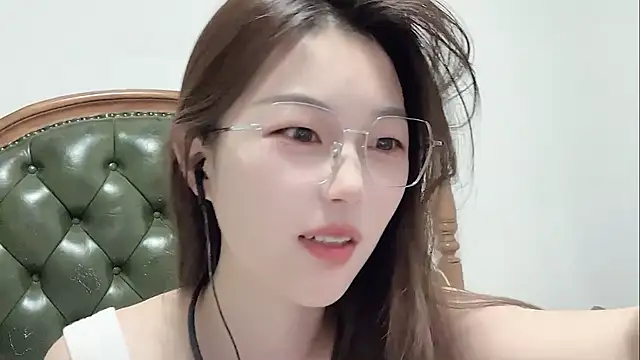 Sweet-Angel999 online show from 04/29/26, 04:33