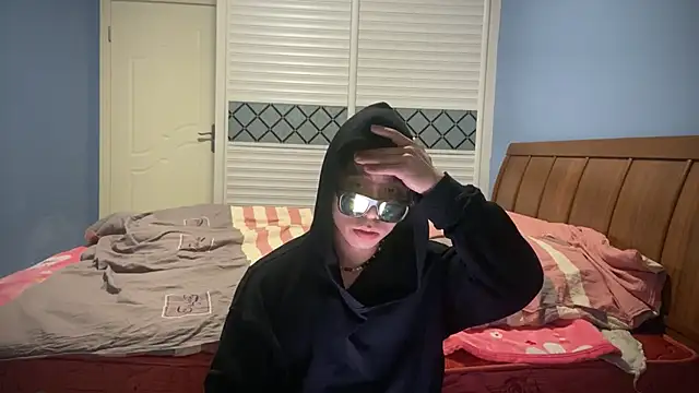 shuai321 online show from 01/26/25, 03:03