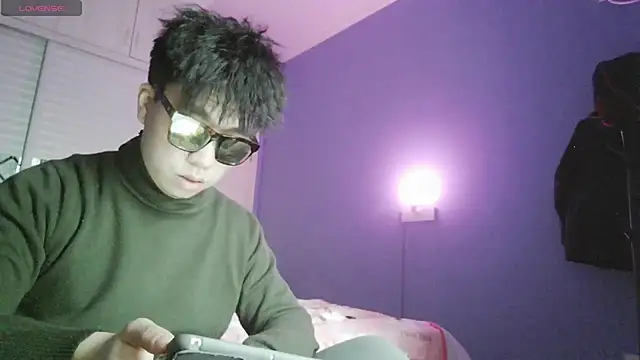 shuai321 online show from 01/18/26, 09:02