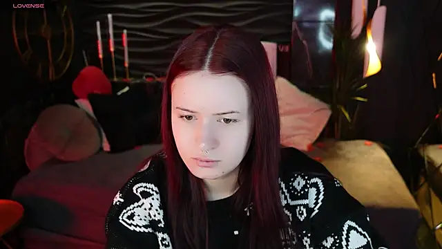 Lily Moonlight online show from 02/19/26, 06:53