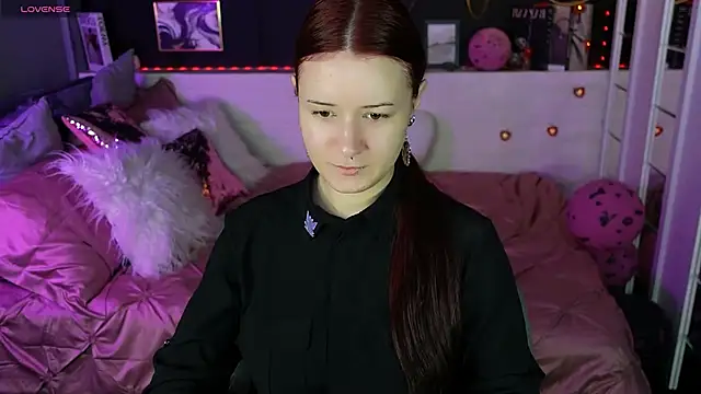 Lily Moonlight online show from 02/22/26, 07:51