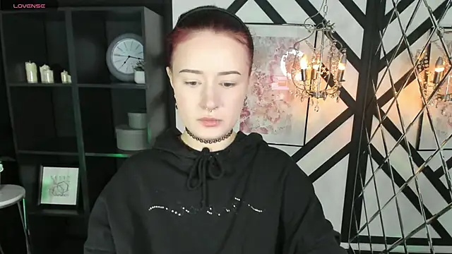 Lily Moonlight online show from 02/26/26, 02:05