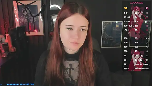 Lily Moonlight online show from 06/19/26, 07:34