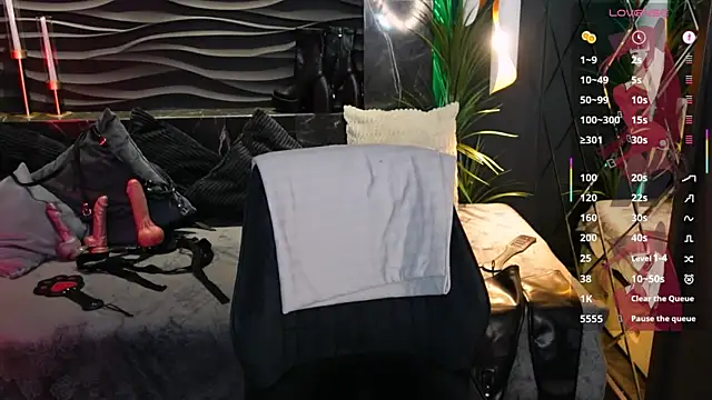 Lily Moonlight online show from 06/23/26, 06:55