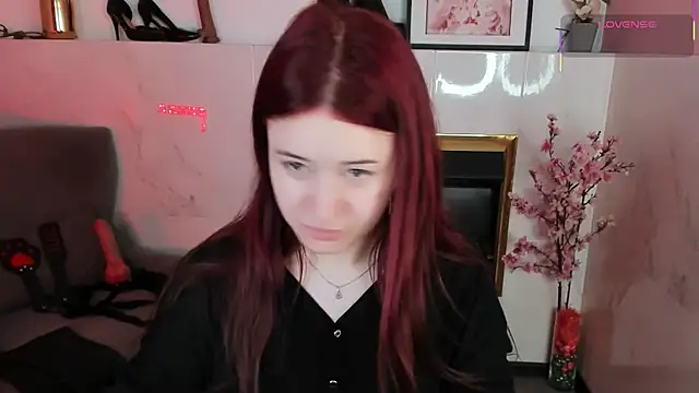 Lily Moonlight online show from 06/28/26, 02:56