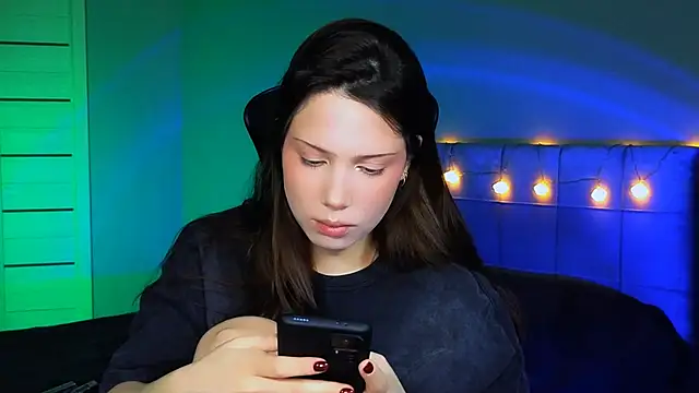 Snapshot of Stacy_Gonzales_ chatting on 12/10/24, 06:22 Stacy Gonzales  online show from 12/10/24, 06:22