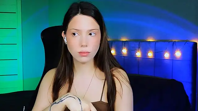 Snapshot of Stacy_Gonzales_ chatting on 12/11/24, 06:25 Stacy Gonzales  online show from 12/11/24, 06:25