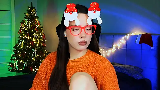 Snapshot of Stacy_Gonzales_ chatting on 12/30/24, 12:20 Stacy Gonzales  online show from 12/30/24, 12:20