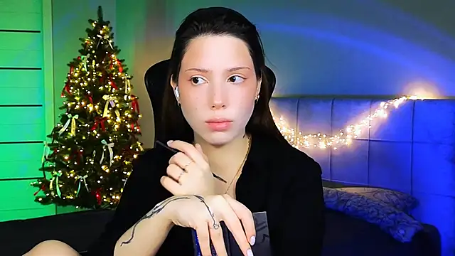 Snapshot of Stacy_Gonzales_ chatting on 01/04/25, 06:19 Stacy Gonzales  online show from 01/04/25, 06:19