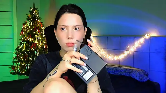 Snapshot of Stacy_Gonzales_ chatting on 01/07/25, 06:16 Stacy Gonzales  online show from 01/07/25, 06:16