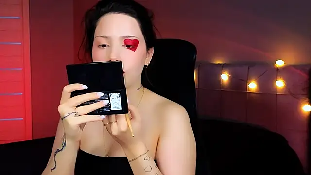 Snapshot of Stacy_Gonzales_ chatting on 02/14/25, 08:10 Stacy Gonzales  online show from 02/14/25, 08:10