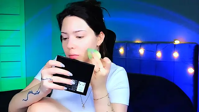 Snapshot of Stacy_Gonzales_ chatting on 03/04/25, 06:04 Stacy Gonzales  online show from 03/04/25, 06:04