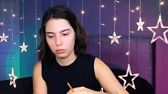 Snapshot of Stacy_Gonzales_ chatting on 10/05/25, 06:23 Stacy Gonzales  online show from 10/05/25, 06:23