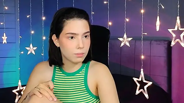 Snapshot of Stacy_Gonzales_ chatting on 10/12/25, 10:25 Stacy Gonzales  online show from 10/12/25, 10:25