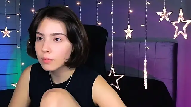 Snapshot of Stacy_Gonzales_ chatting on 10/22/25, 12:27 Stacy Gonzales  online show from 10/22/25, 12:27