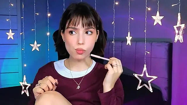 Snapshot of Stacy_Gonzales_ chatting on 10/30/25, 11:33 Stacy Gonzales  online show from 10/30/25, 11:33