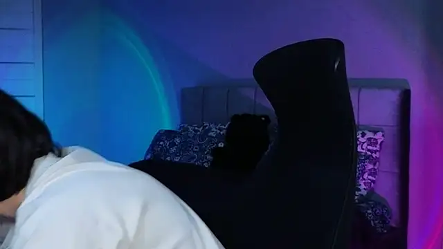 Stacy Gonzales  online show from 02/26/26, 01:10